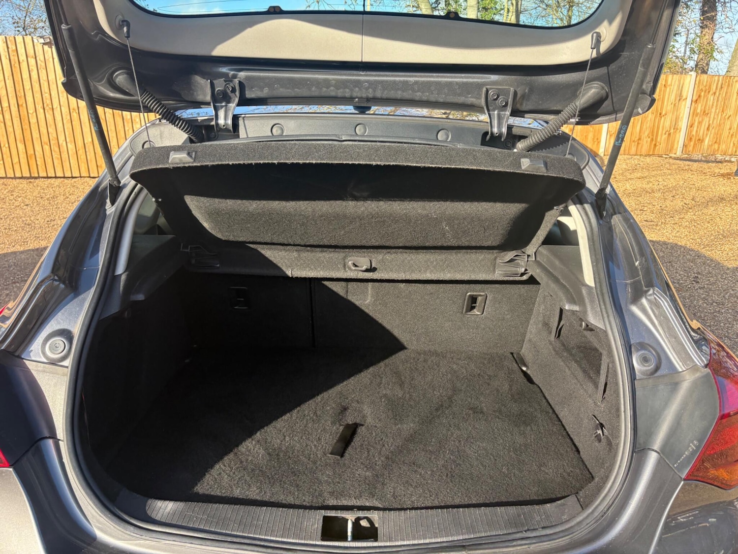 Used Vauxhall Astra 2010 for sale - 76572698: Photo 17