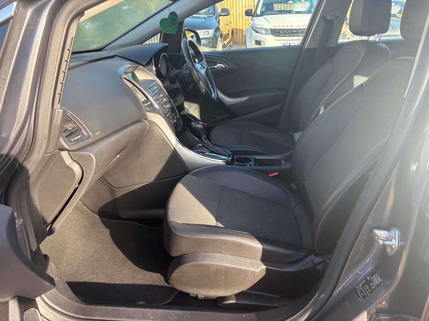 Used Vauxhall Astra 2010 for sale - 76572698: Photo 21