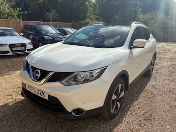 Used Nissan Qashqai 2015 for sale - 75769890: Photo