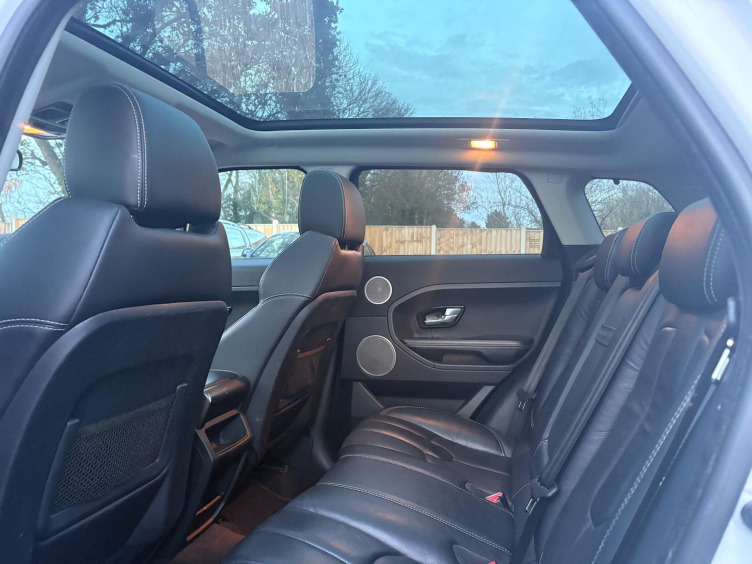 Used Land Rover Range Rover Evoque 2012 for sale - 76572675: Photo 31