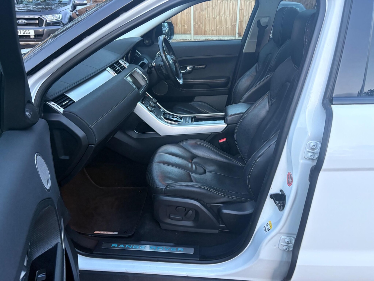 Used Land Rover Range Rover Evoque 2012 for sale - 76572675: Photo 32