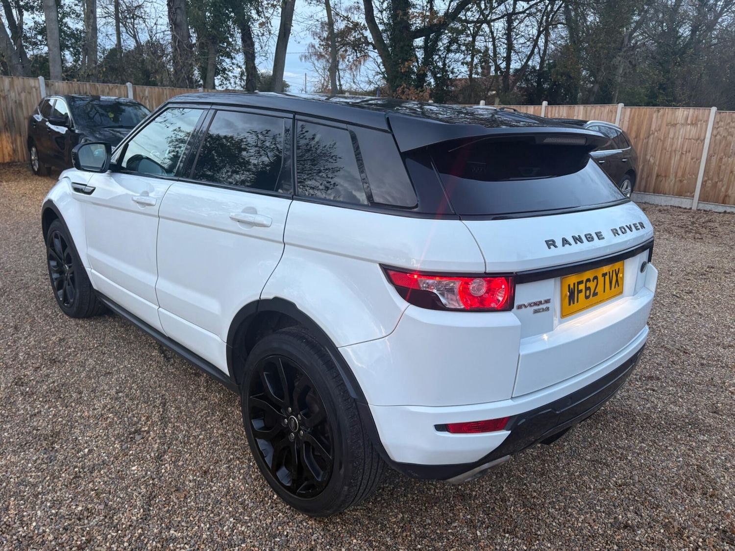 Used Land Rover Range Rover Evoque 2012 for sale - 76572675: Photo 6