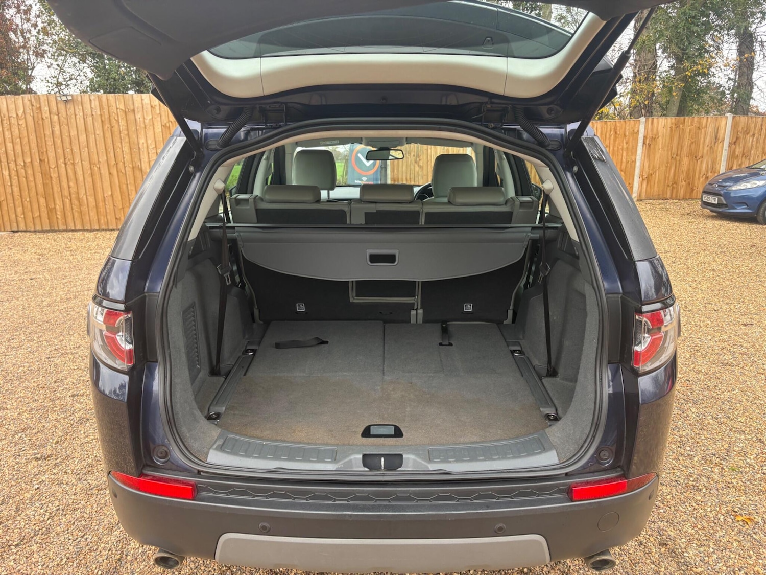 Used Land Rover Discovery Sport 2015 for sale - 76512004: Photo 25