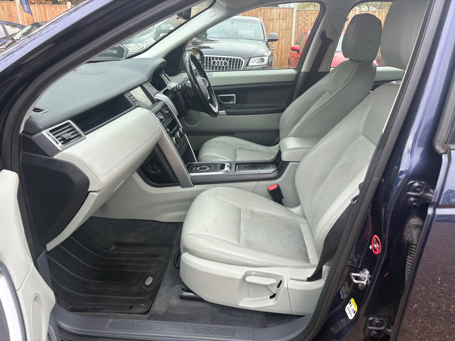 Used Land Rover Discovery Sport 2015 for sale - 76512004: Photo 32