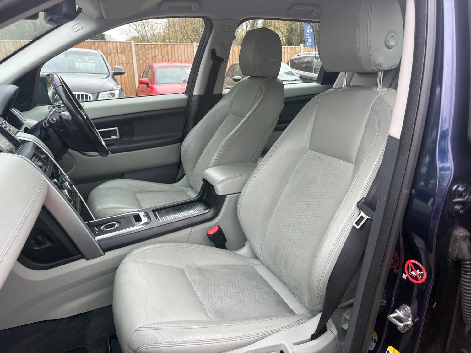 Used Land Rover Discovery Sport 2015 for sale - 76512004: Photo 33