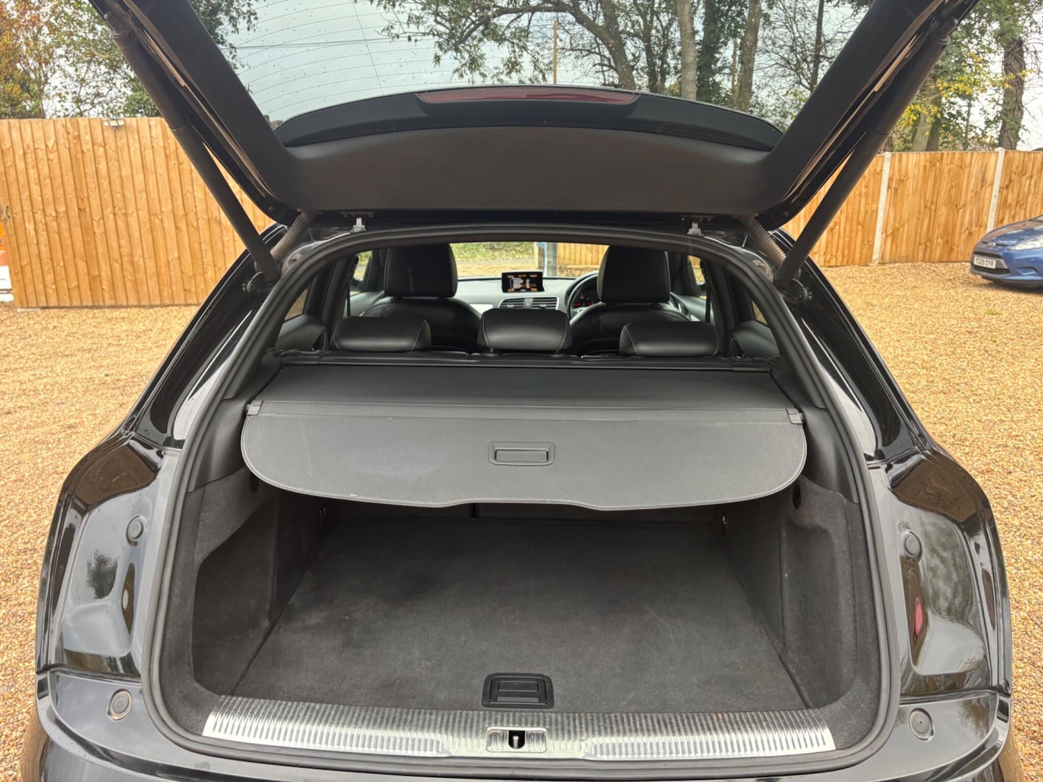 Used Audi Q3 for sale - 76440526: Photo 24