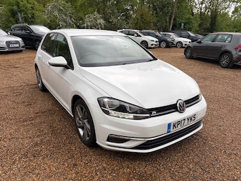 Used Volkswagen Golf 2017 for sale - 78504689: Photo