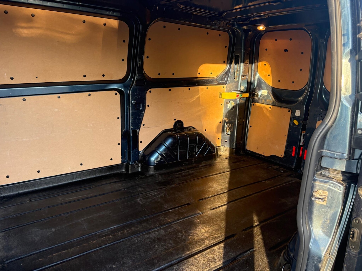 Used Ford Transit Custom 2018 for sale - 78020059: Photo 26