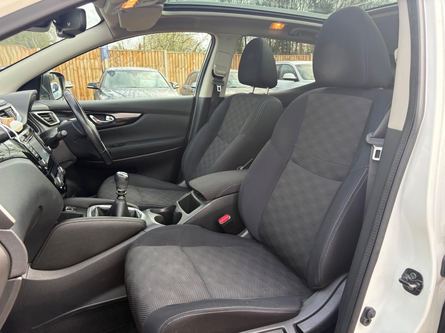 Used Nissan Qashqai 2016 for sale - 77658255: Photo 33