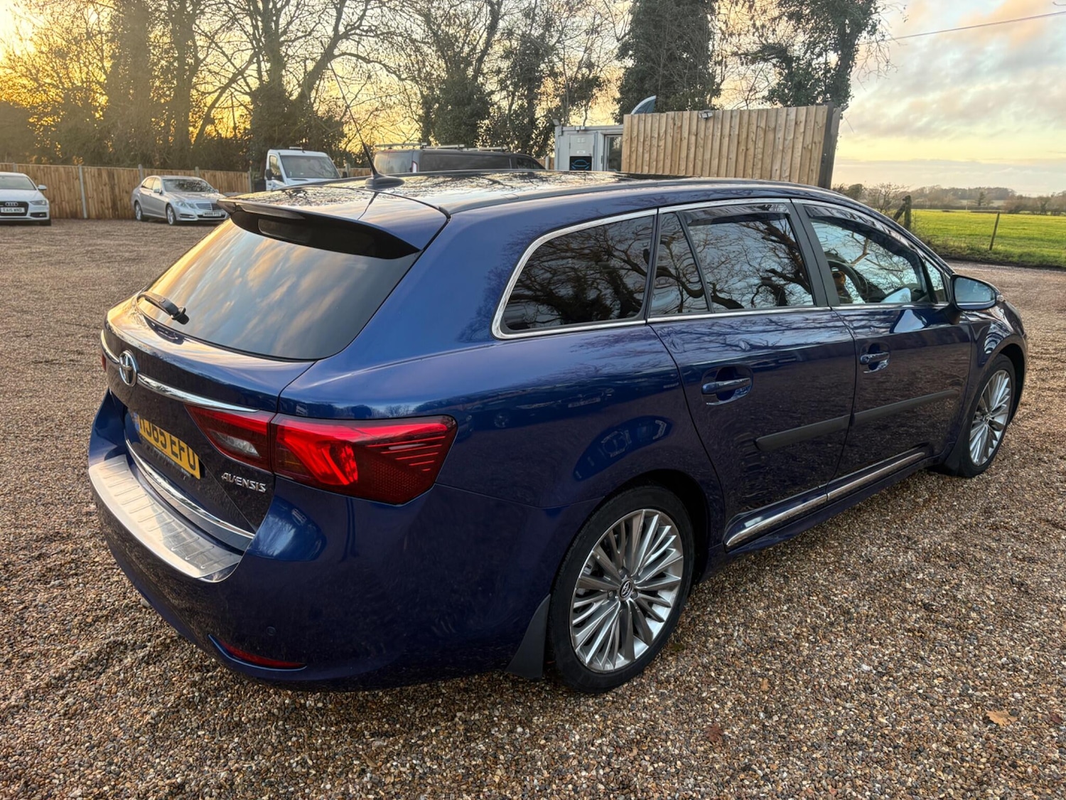 Used Toyota Avensis 2015 for sale - 77229400: Photo 11