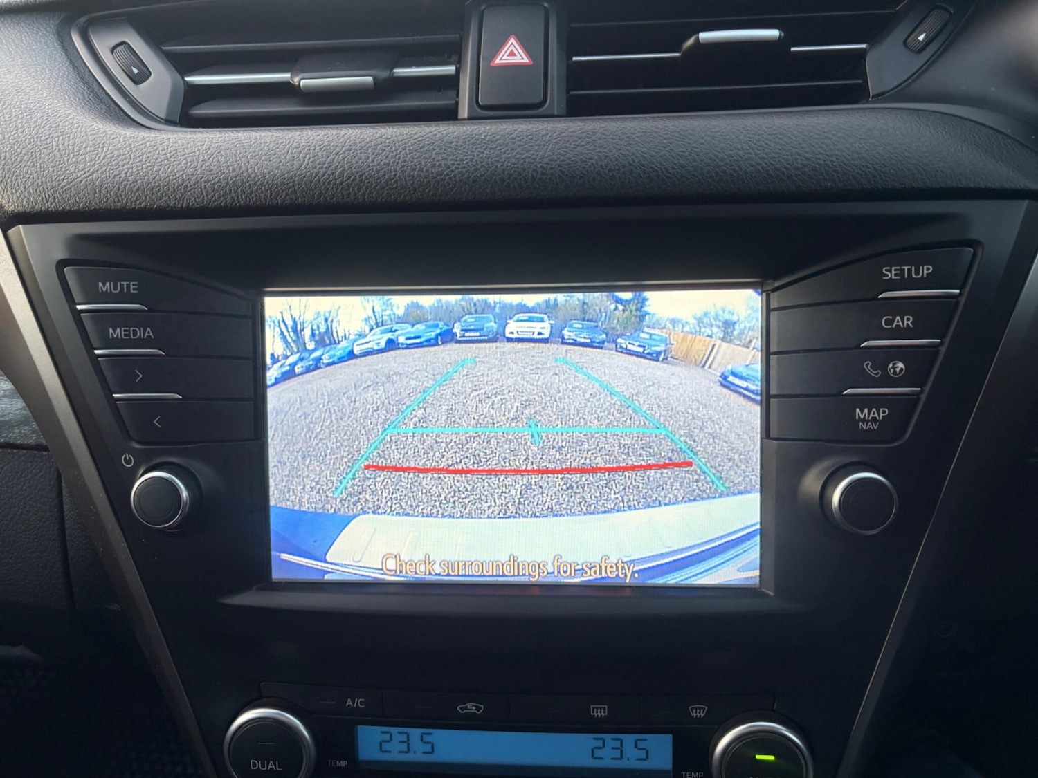 Used Toyota Avensis 2015 for sale - 77229400: Photo 20