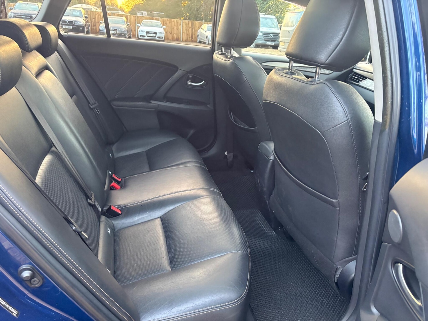 Used Toyota Avensis 2015 for sale - 77229400: Photo 23