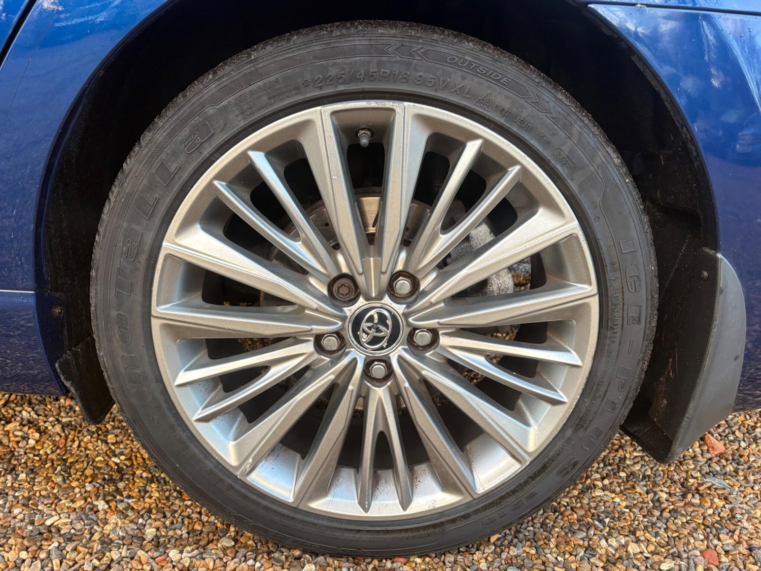 Used Toyota Avensis 2015 for sale - 77229400: Photo 35