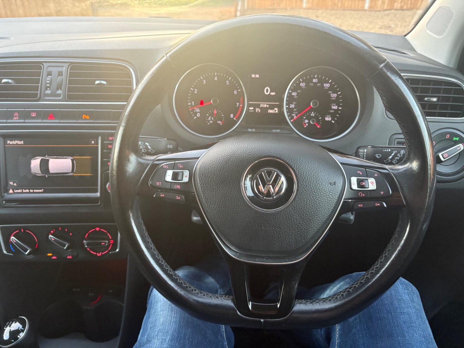 Used Volkswagen Polo 2016 for sale - 76041940: Photo 13
