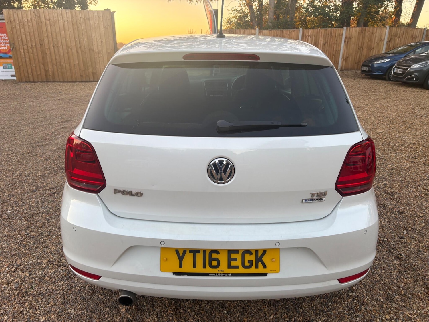 Used Volkswagen Polo 2016 for sale - 76041940: Photo 7