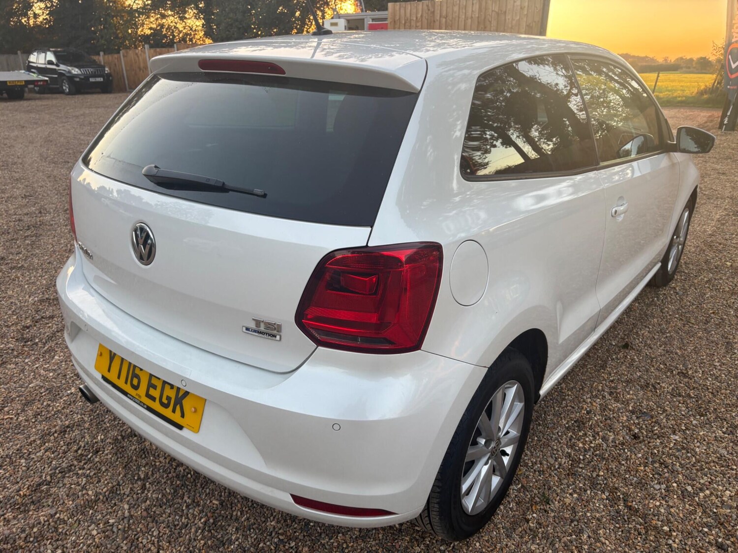 Used Volkswagen Polo 2016 for sale - 76041940: Photo 8