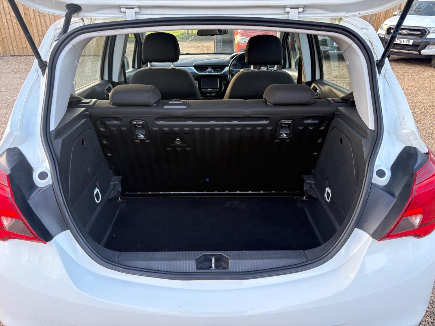 Used Vauxhall Corsa 2017 for sale - 77969873: Photo 21