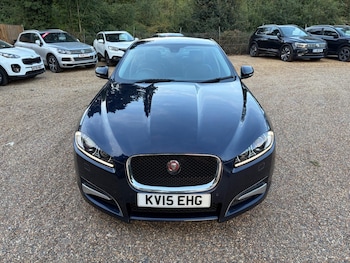 Used Jaguar XF 2015 for sale - 79106545: Photo