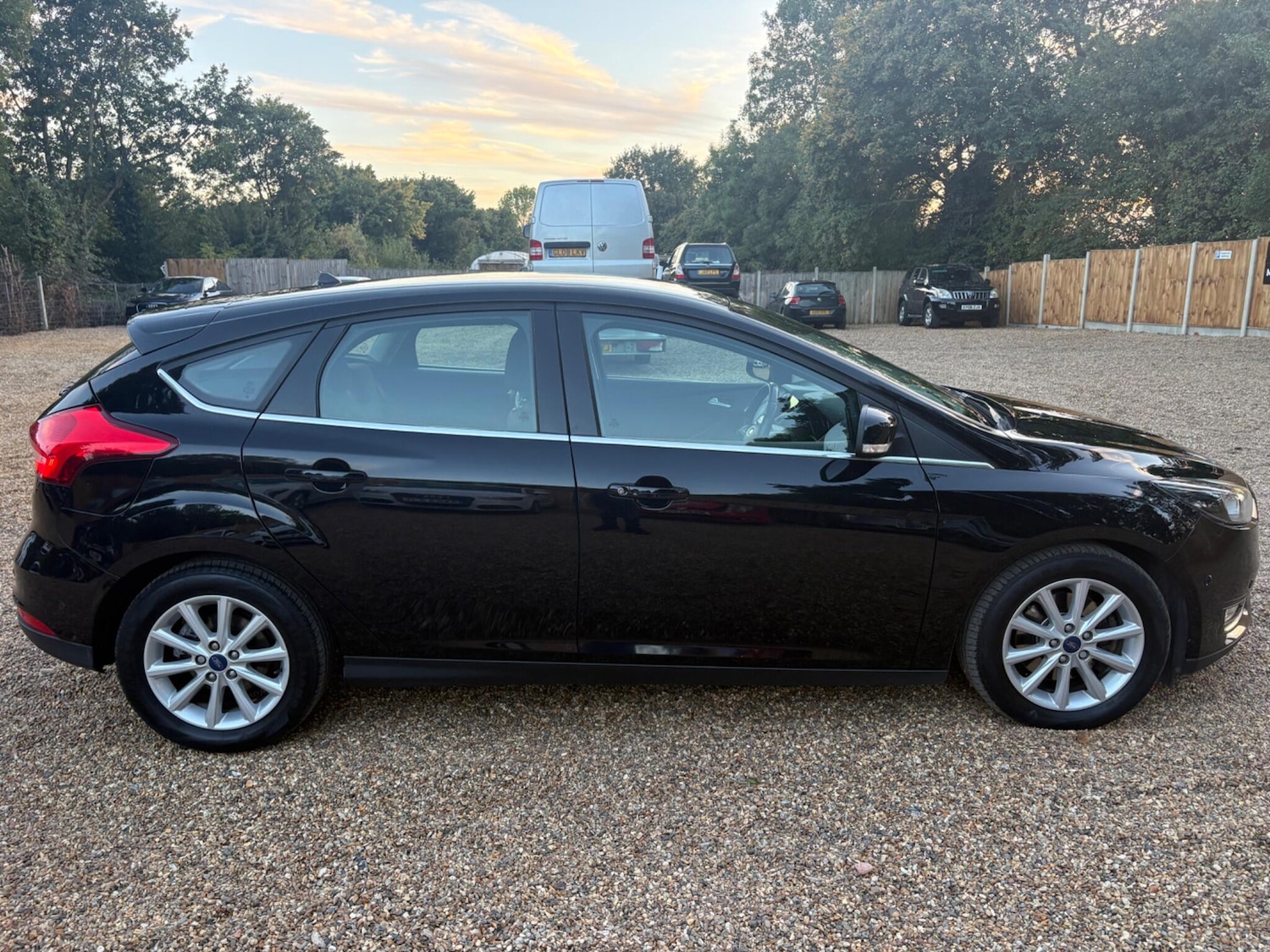 Used Ford Focus 2017 for sale - 76043220: Photo 10