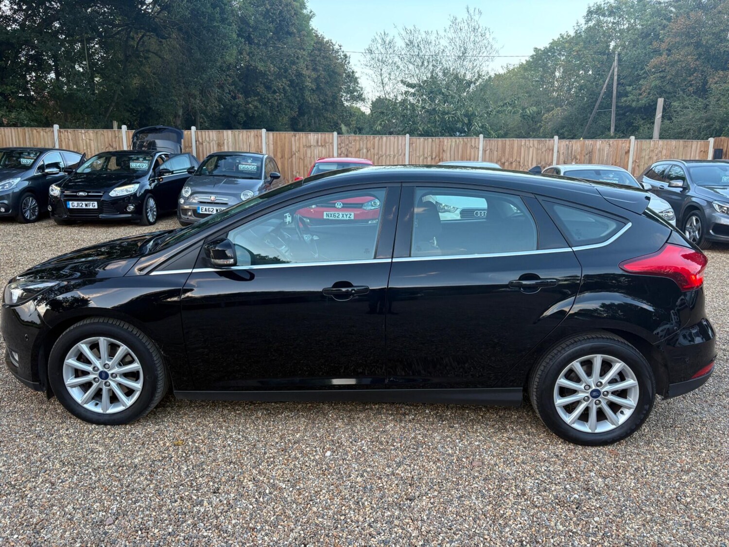 Used Ford Focus 2017 for sale - 76043220: Photo 4