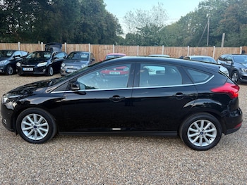 Used Ford Focus 2017 for sale - 76043220: Photo