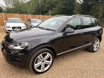 Used Volkswagen Touareg 2013 for sale - 75687218: Photo