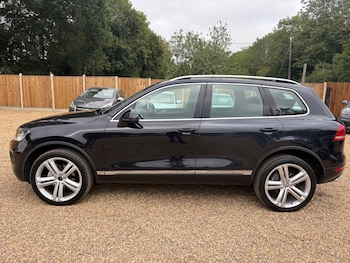 Used Volkswagen Touareg 2013 for sale - 75687218: Photo