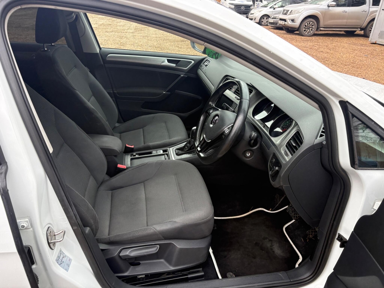 Used Volkswagen Golf 2014 for sale - 77306320: Photo 17