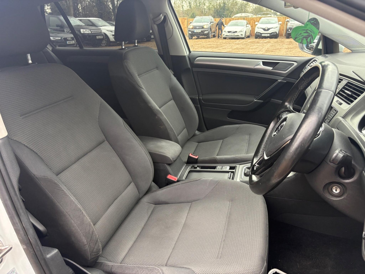 Used Volkswagen Golf 2014 for sale - 77306320: Photo 18