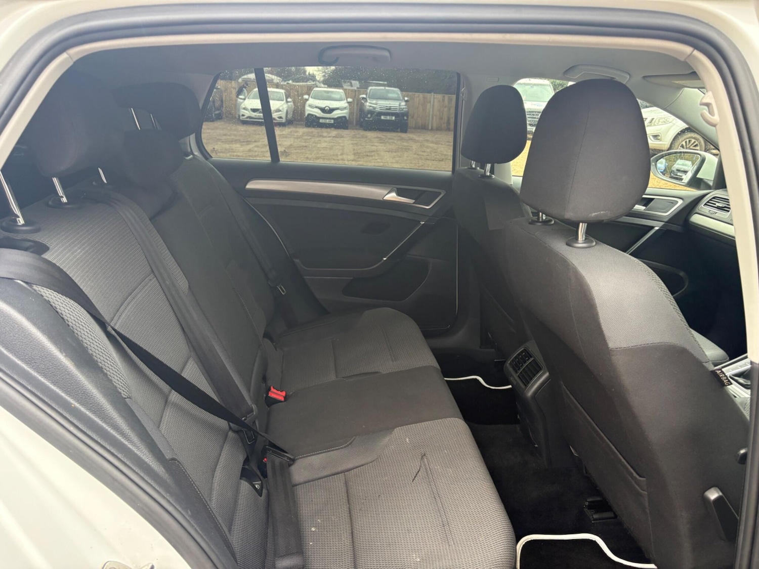 Used Volkswagen Golf 2014 for sale - 77306320: Photo 22