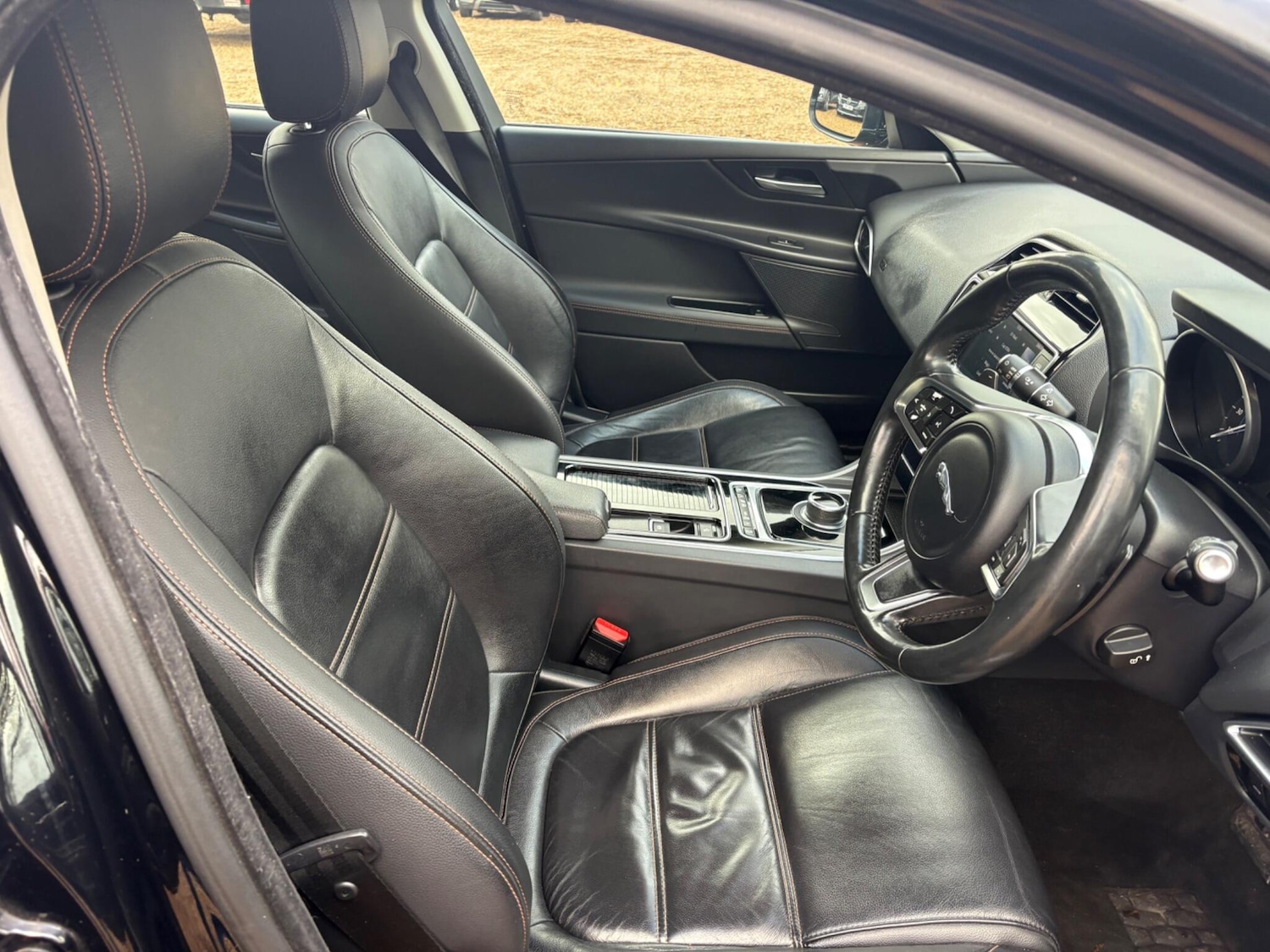 Used Jaguar XE 2017 for sale - 76942515: Photo 17