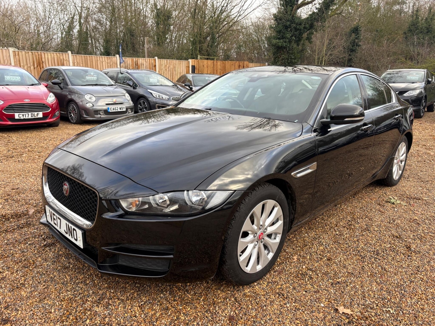 Used Jaguar XE 2017 for sale - 76942515: Photo 2