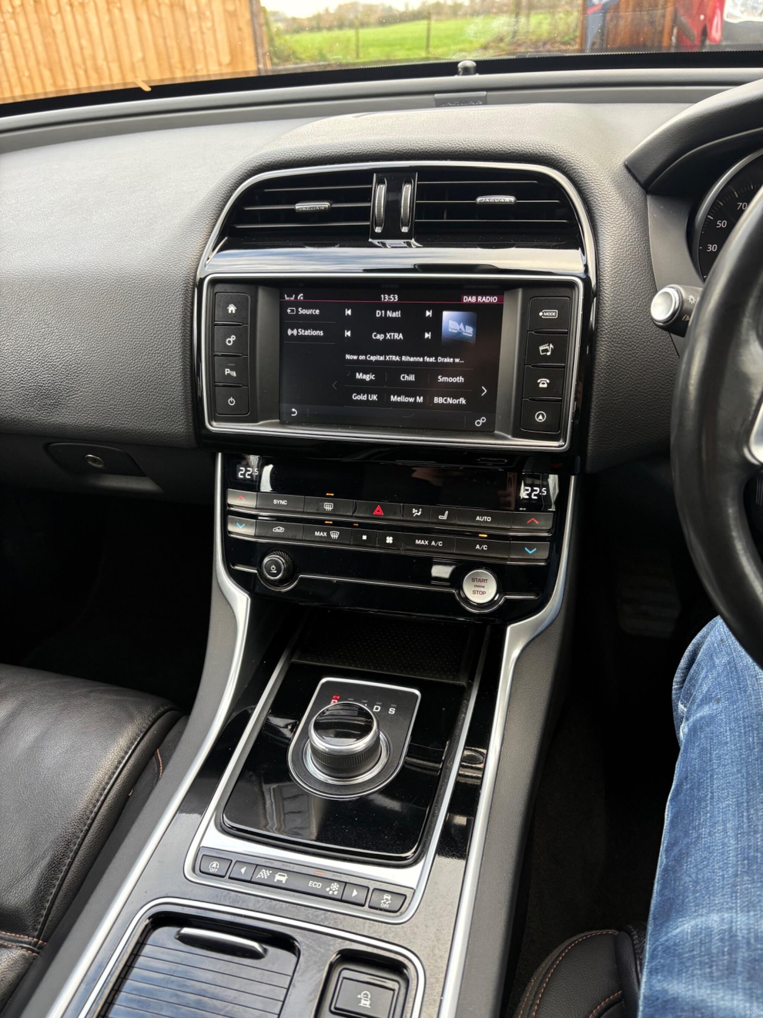 Used Jaguar XE 2017 for sale - 76942515: Photo 23