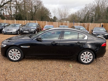 Used Jaguar XE 2017 for sale - 76942515: Photo