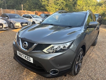Used Nissan Qashqai 2017 for sale - 75544051: Photo