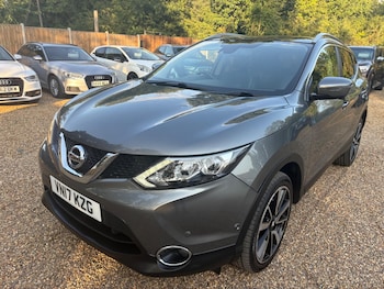 Used Nissan Qashqai 2017 for sale - 75544051: Photo