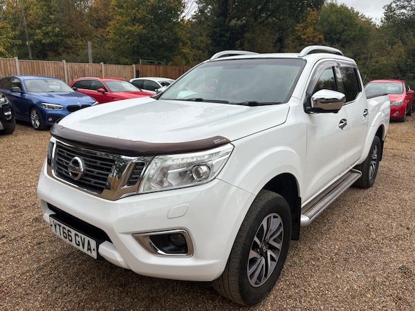 Used Nissan Navara 2016 for sale - 76295018: Photo 2