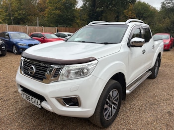 Used Nissan Navara 2016 for sale - 76295018: Photo 2