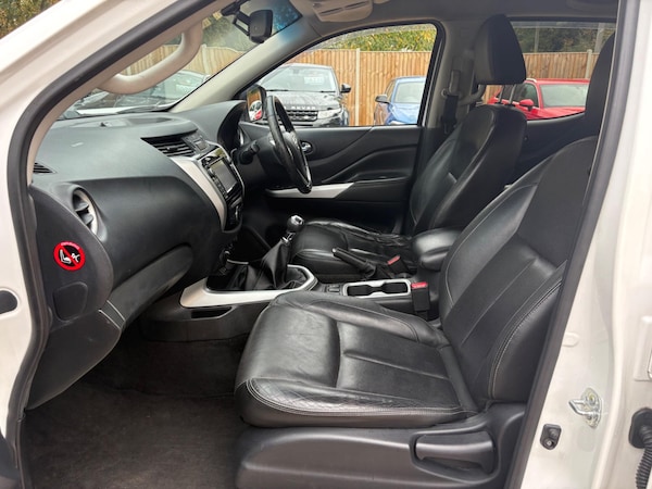 Used Nissan Navara 2016 for sale - 76295018: Photo 33