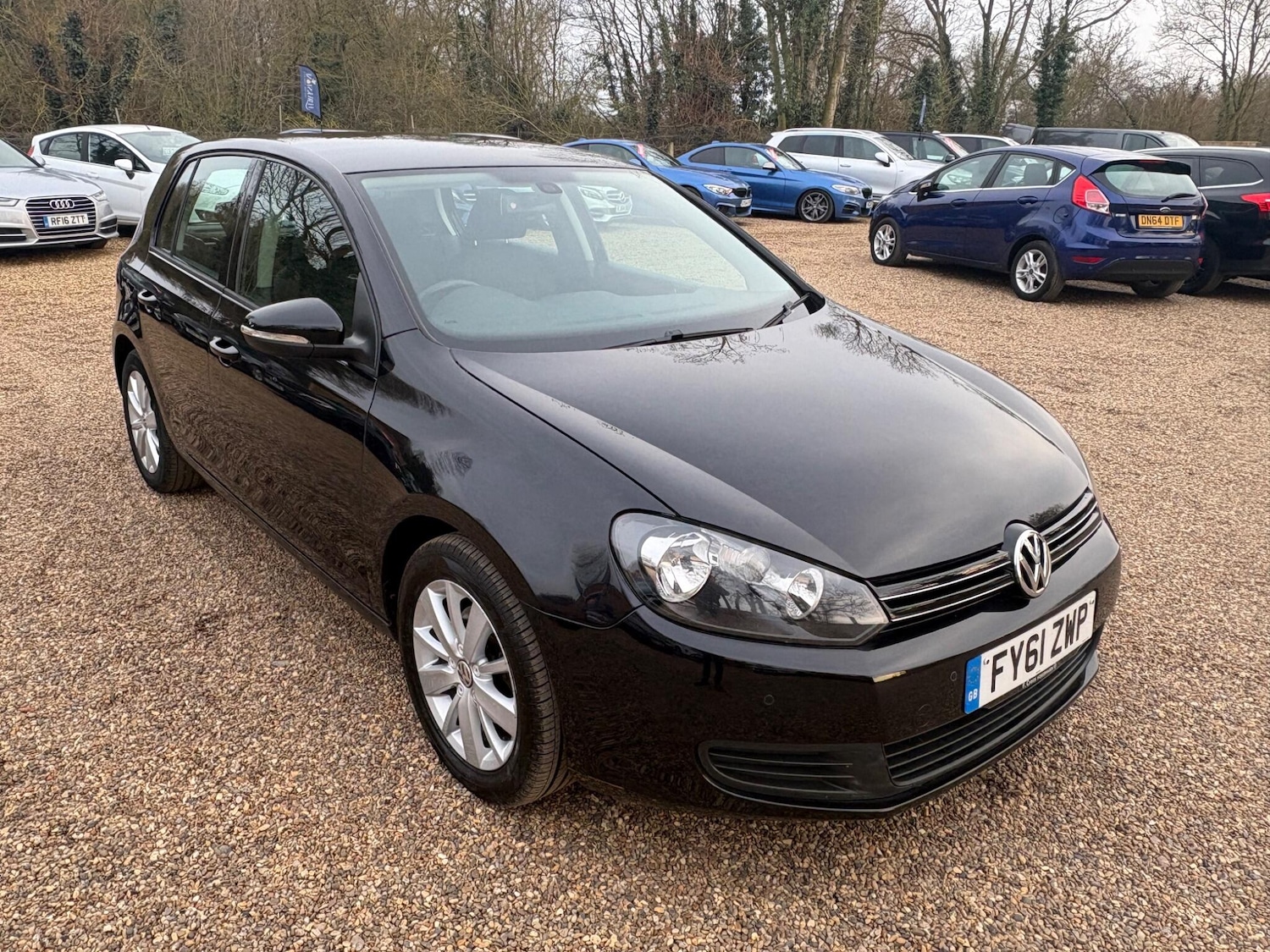 Used Volkswagen Golf 2011 for sale - 77883423: Photo 2
