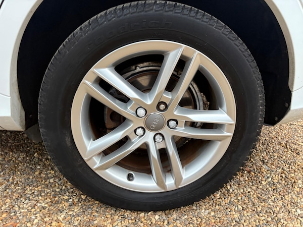 Used Audi Q3 2014 for sale - 76240097: Photo 30