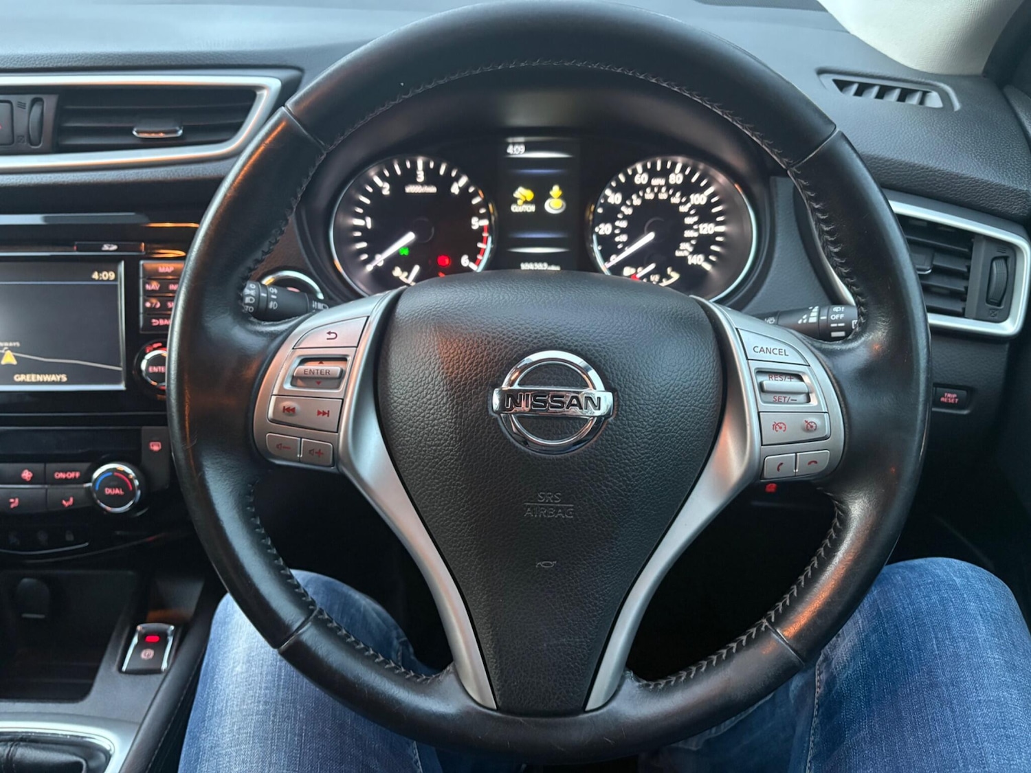 Used Nissan Qashqai 2015 for sale - 76527703: Photo 16