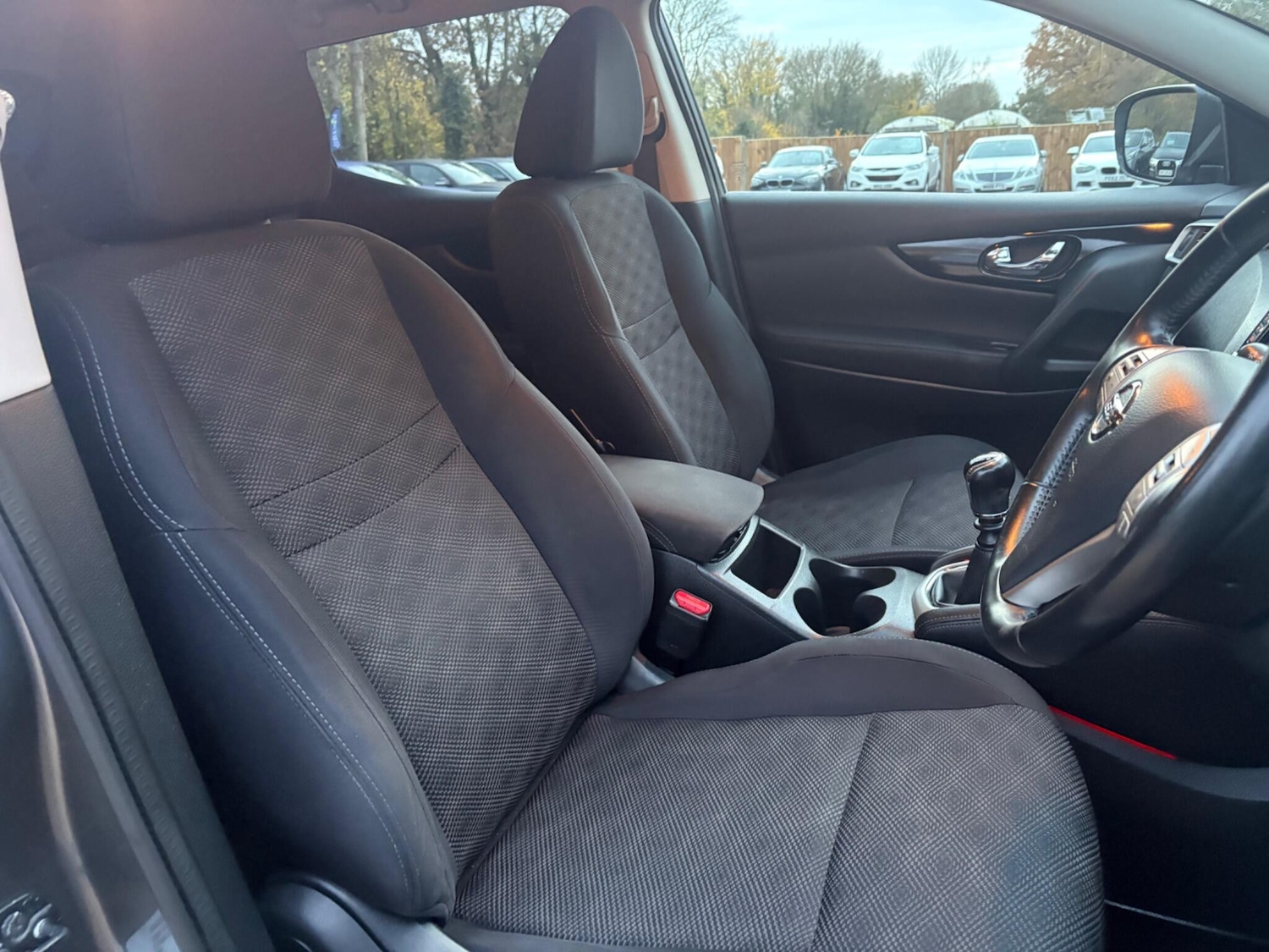 Used Nissan Qashqai 2015 for sale - 76527703: Photo 21