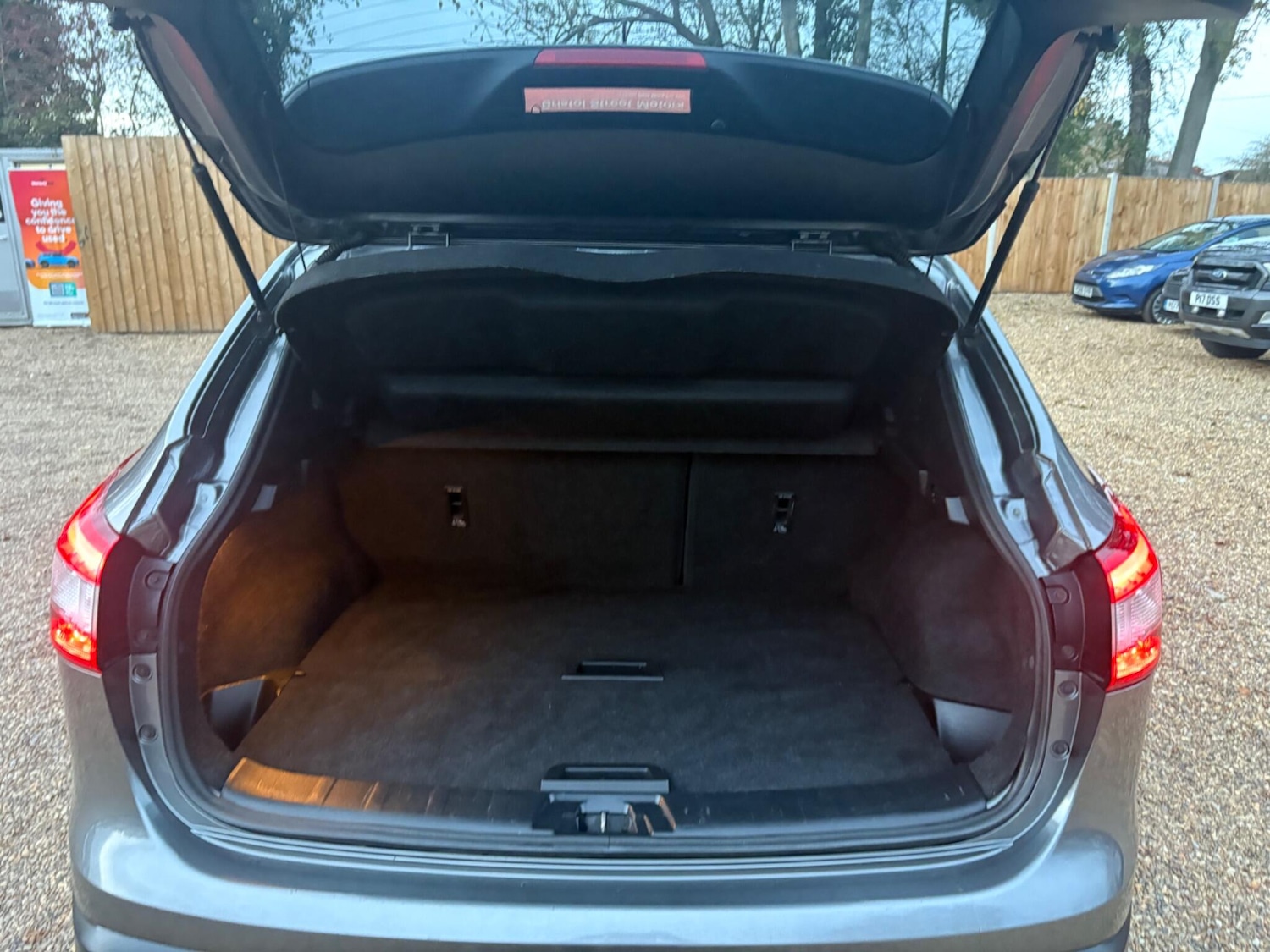 Used Nissan Qashqai 2015 for sale - 76527703: Photo 27