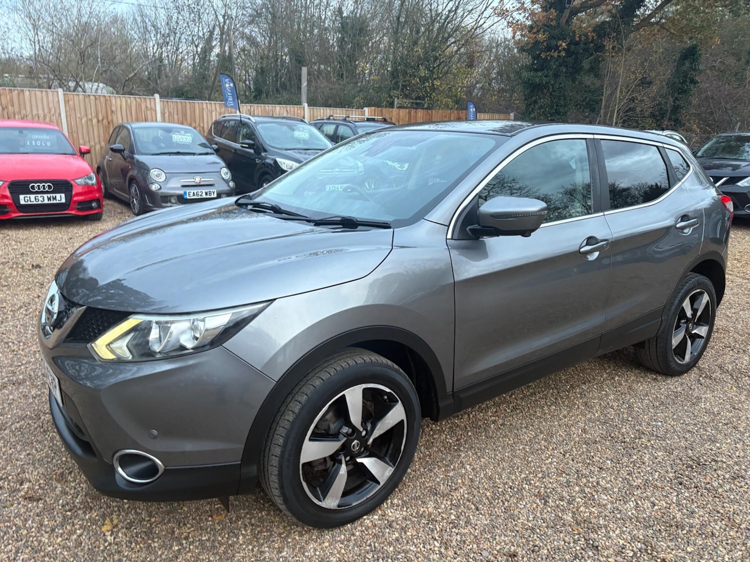 Used Nissan Qashqai 2015 for sale - 76527703: Photo 3