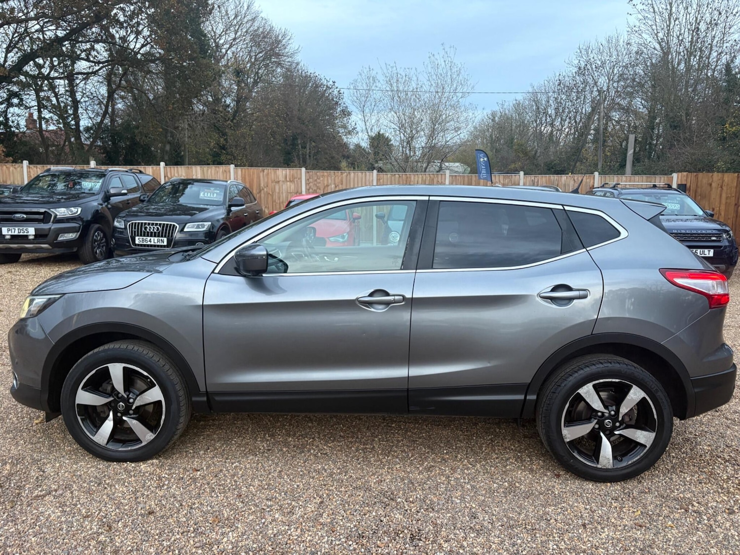 Used Nissan Qashqai 2015 for sale - 76527703: Photo 4