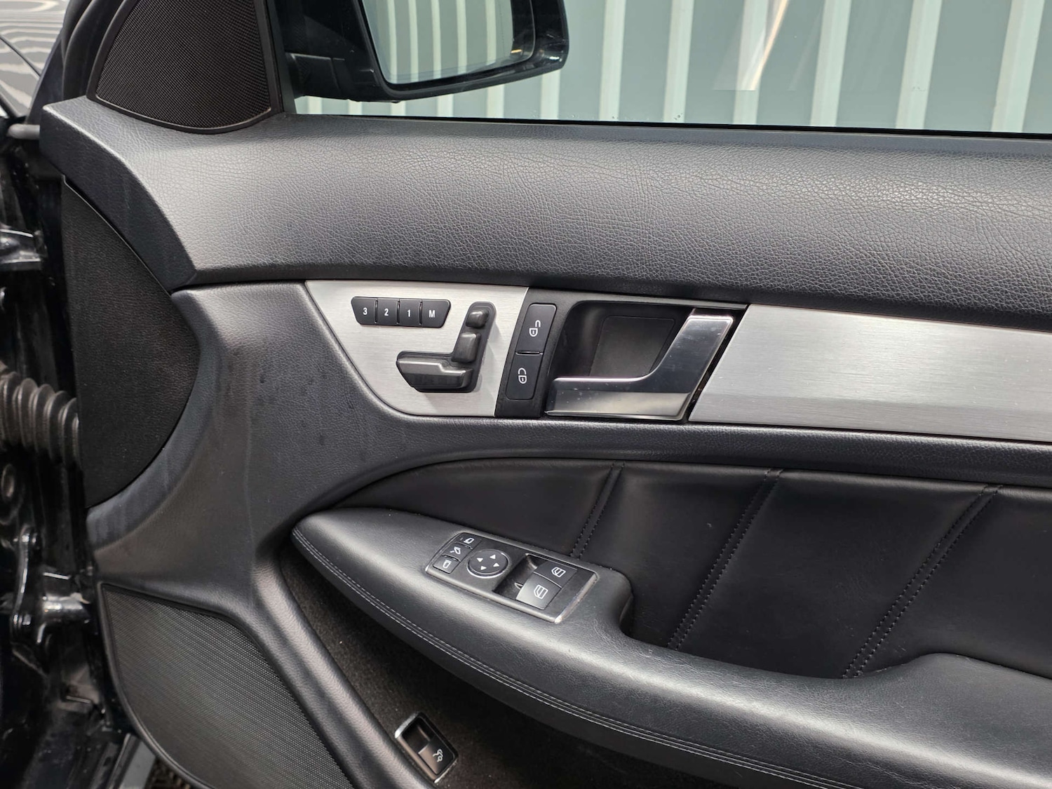 Used Mercedes-Benz C Class 2012 for sale - 77453628: Photo 11