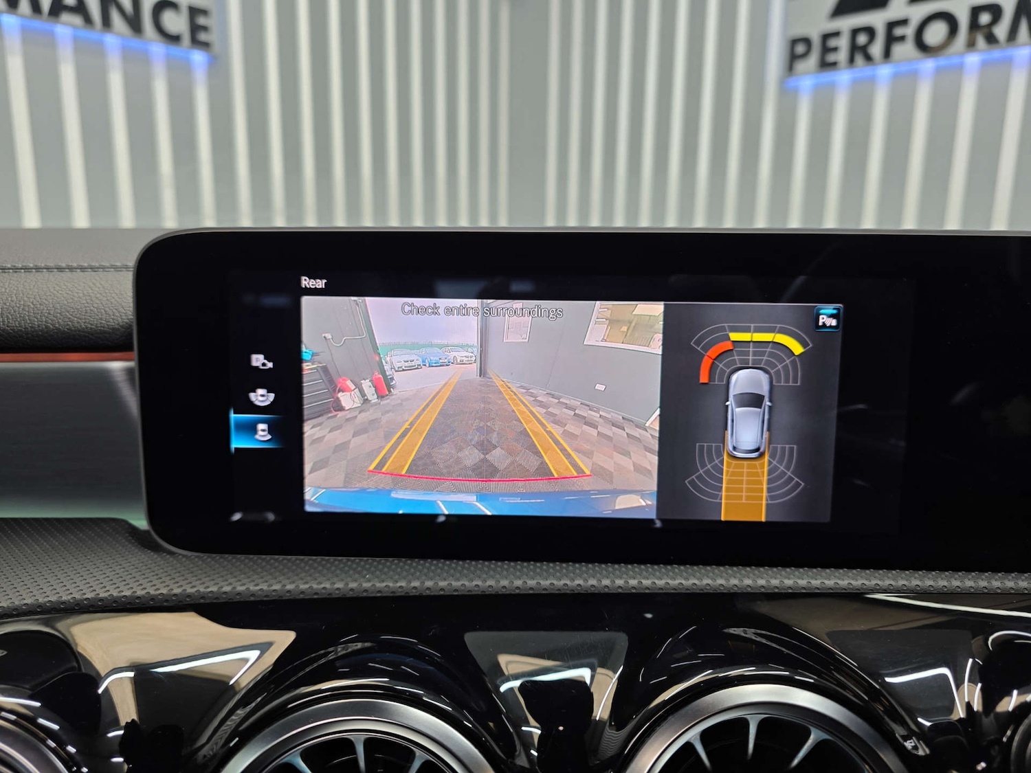 Used Mercedes-Benz A-Class 2019 for sale - 76911447: Photo 11