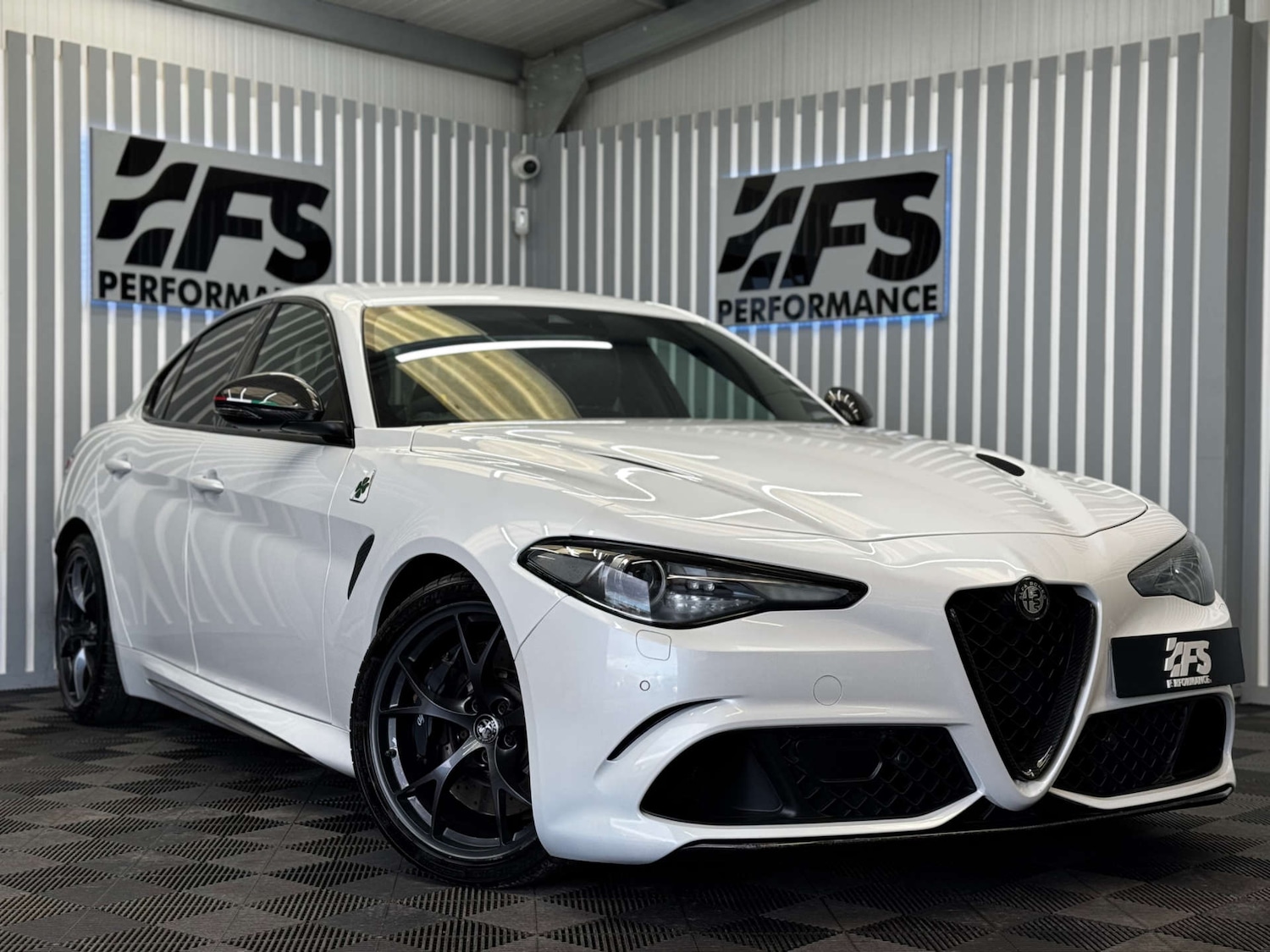 Used Alfa Romeo Giulia 2017 for sale - 76601741: Photo 1
