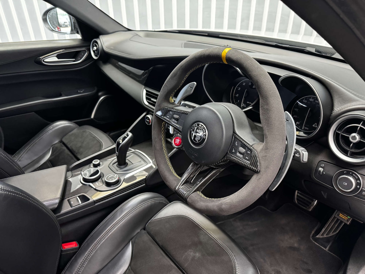 Used Alfa Romeo Giulia 2017 for sale - 76601741: Photo 11